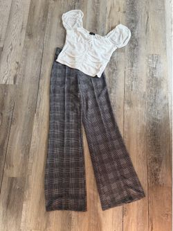 High waisted fashion nova wide leg pants XS w/ L Top