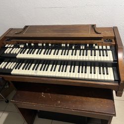 A100 Hammond Organ