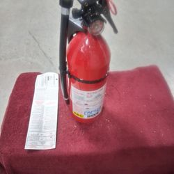 NEW "KIDDIE" DRY CHEMICAL FIRE EXTINGUISHERS 1, FOR $25.00 OR 2, FOR $40.00, GREAT BUY FOR FIRE SAFETY EQUIPMENT!!!