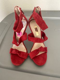 Heels size 4