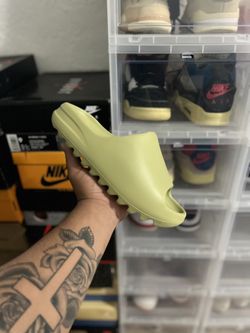 Adidas Yeezy Slides Resin 