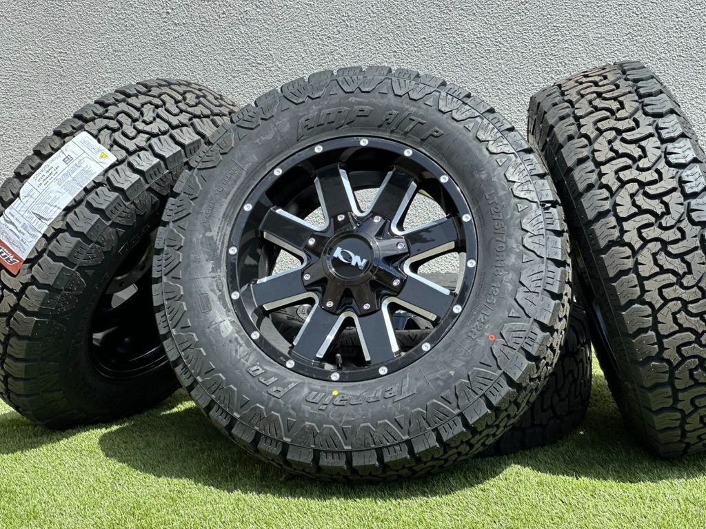 2025 NEW 18" Ford F-250 wheels Black F350 tires AT 275/70R18 F250 rims 8x170 F-350