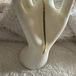 Vintage Beautiful Herringbone 14K Bracelet, 7"