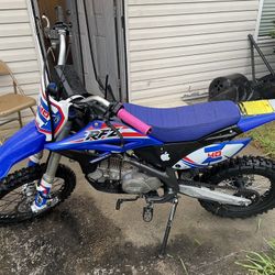 140cc Dirt Bike