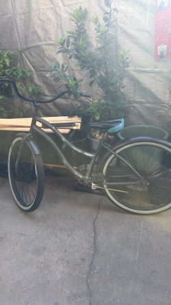 Huffy bike cruiser