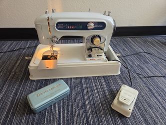 Morse Apollo 6200 Metal Heavy Duty Sewing Machine (with metal notion box)