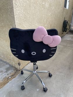 Hello Kitty Chair