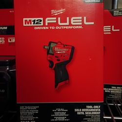 MILWAUKEE M12 FUEL SUBCOMPACT IMPACT WRENCH 3/8