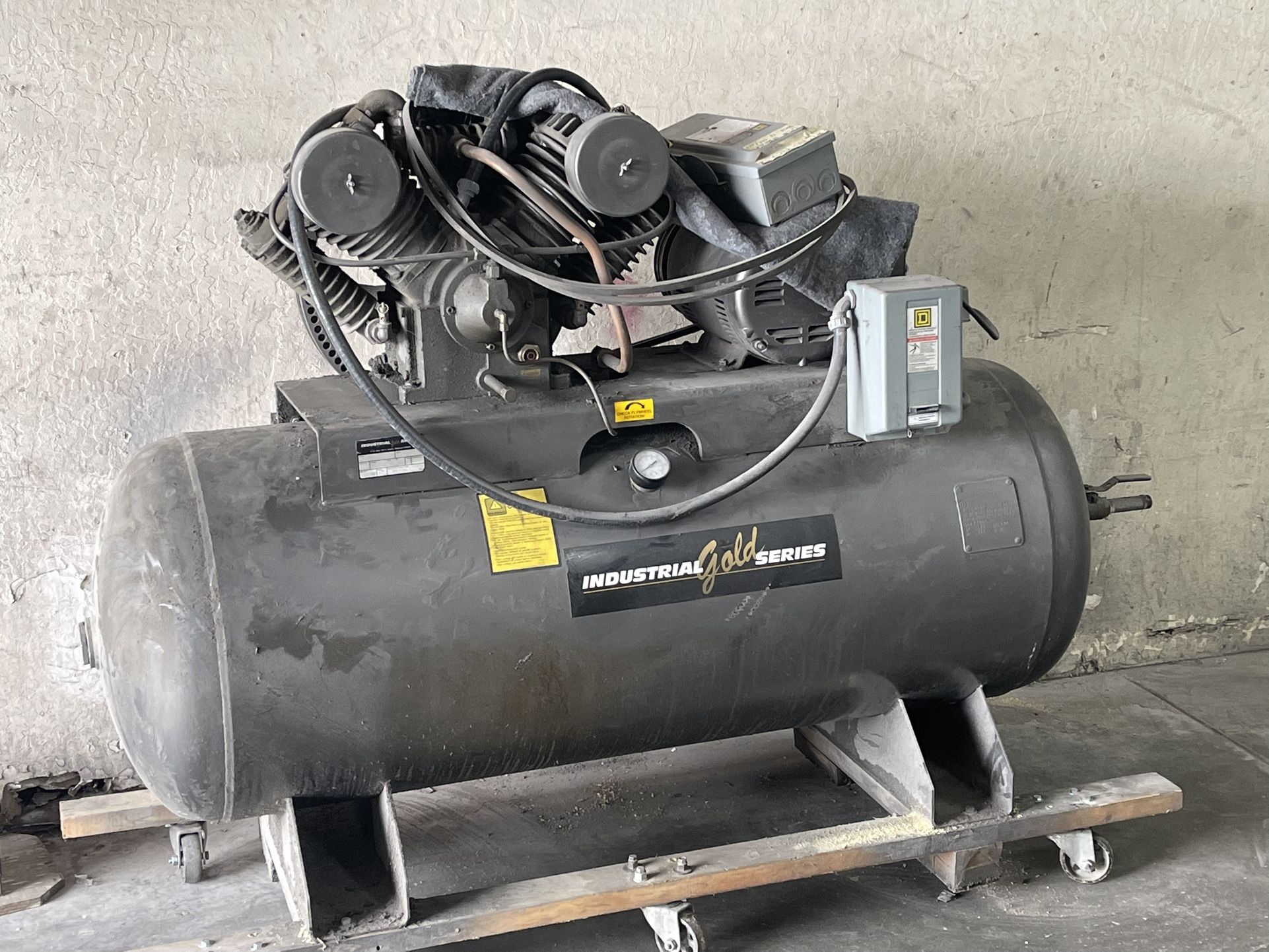 Air Compressor