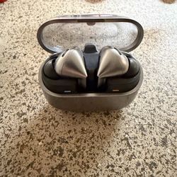 Galaxy Bud Pro 3 $100