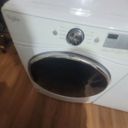 Whirl Pool Dryer And Washer