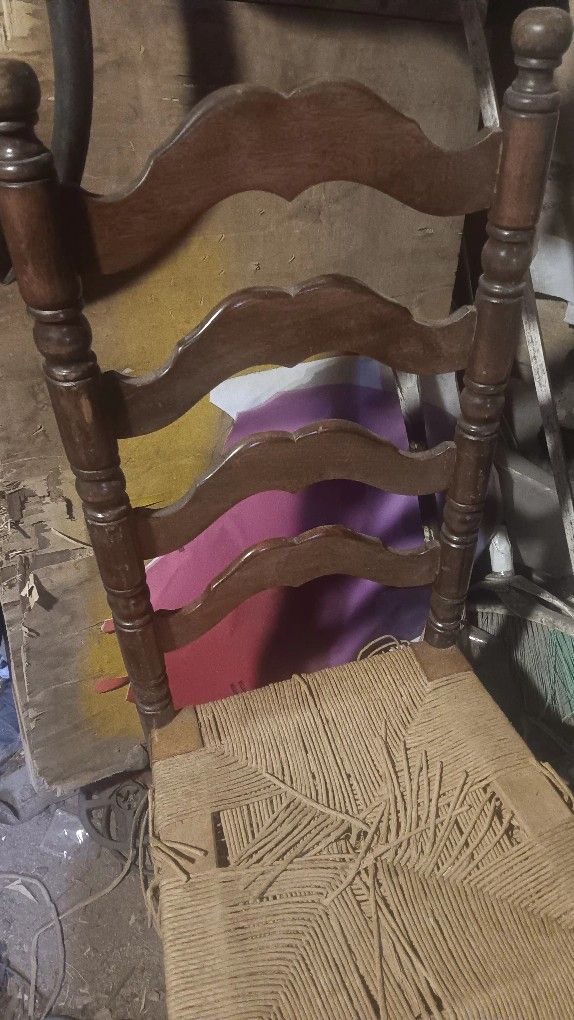 Set Of 6 Walnut Rush Ladderback Chairs