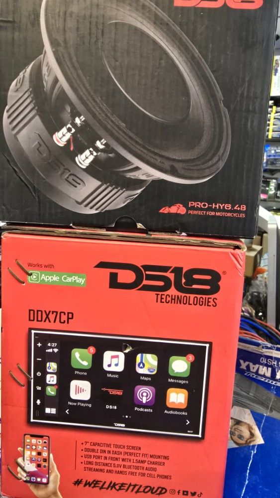 DS18 AppleCarPlay Android Auto Bluetooth And Speaker