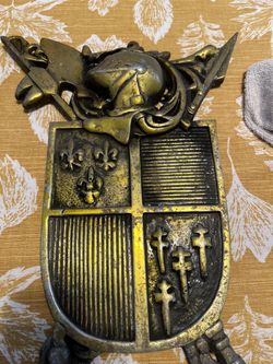 Knight Shield, Coat of Arms Vintage wall hanging Castle decor. Brass finish