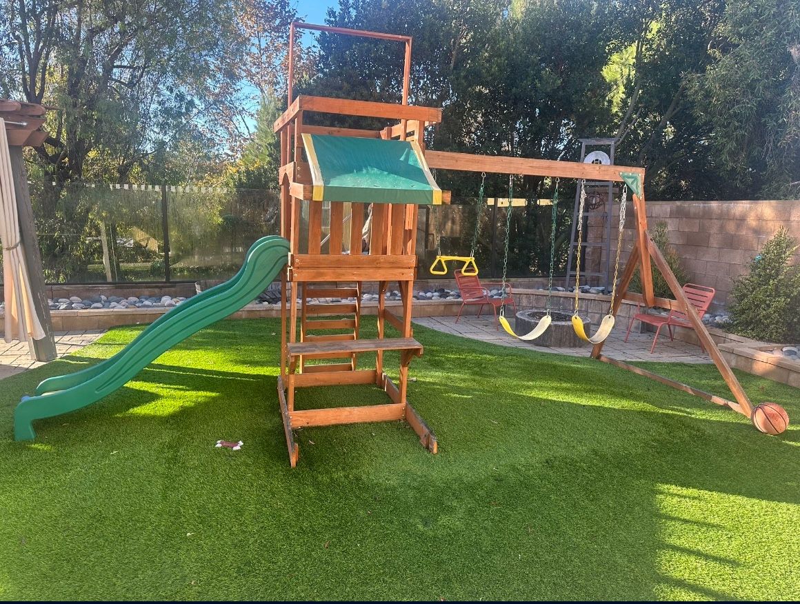 Kids Swing Set Speedy Slide