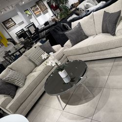 Beautiful Sofa And Loveseat ✨ Easy Financing Available ✨ No Credit Needed 