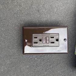  10  Brown GFCI outlets 