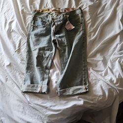 Women's Capri Jean's Size Jr's 13