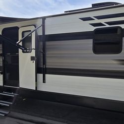 2022 Grand Design travel trailer