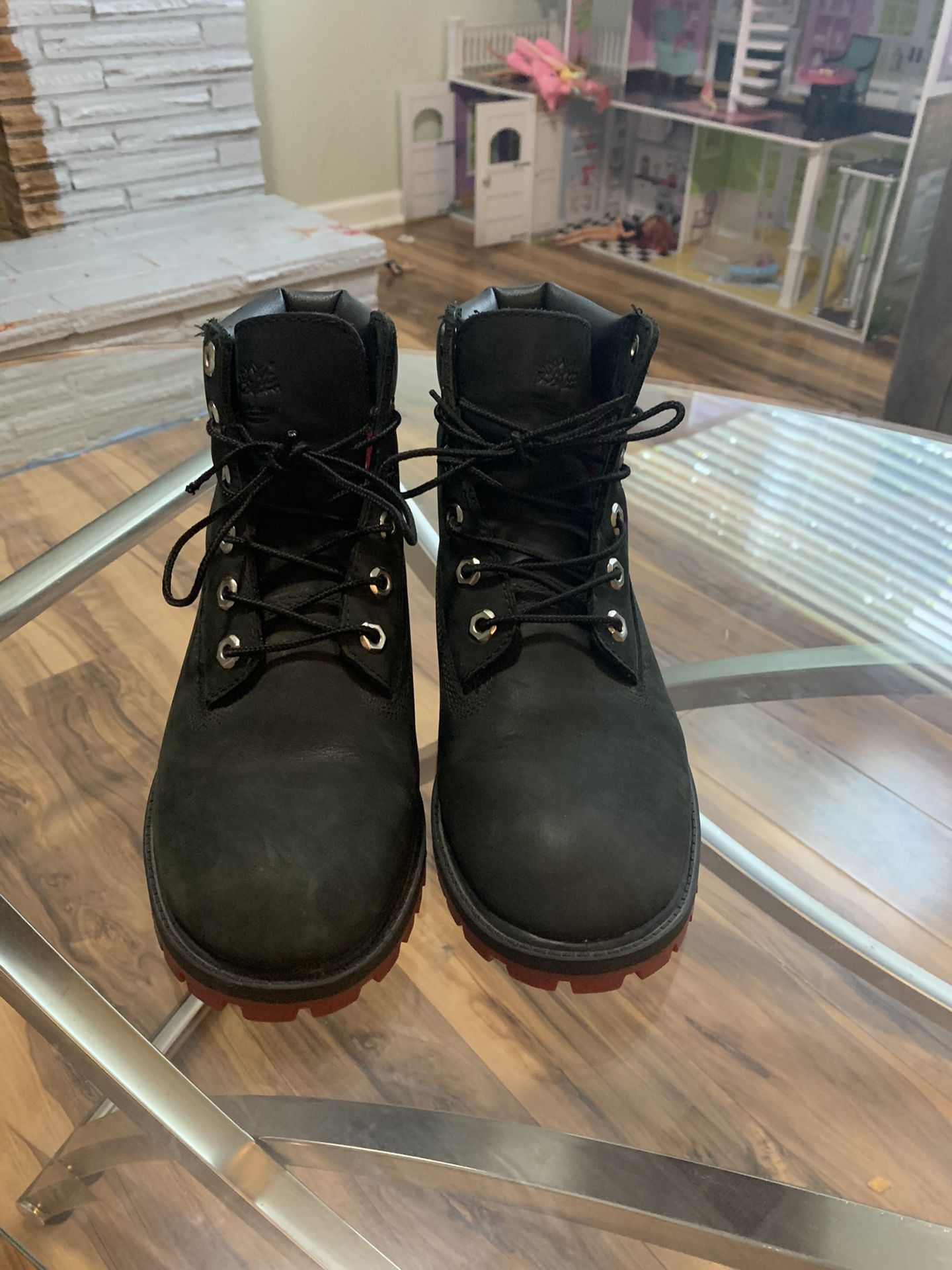 US 5 Red bottom timberlands