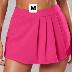 New Women’s Shorts Size Medium 