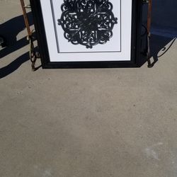 Tatué Glass Frame Art 