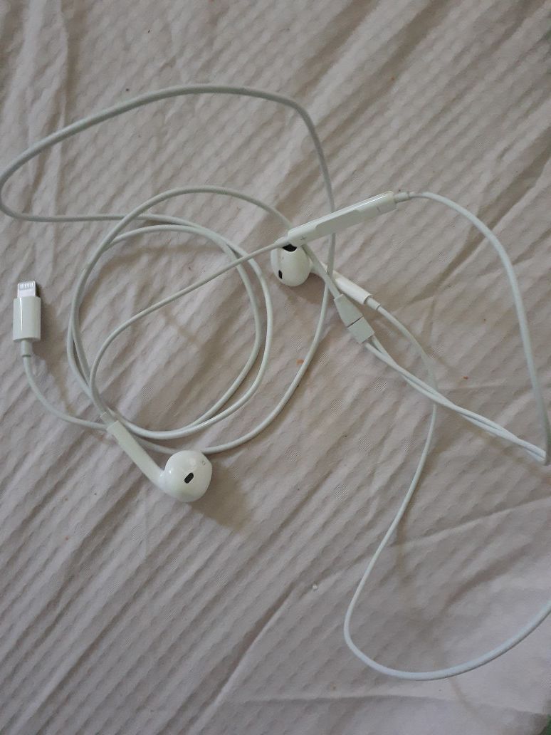 Iphone headphones
