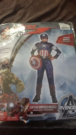 Kid's Captain America costume small