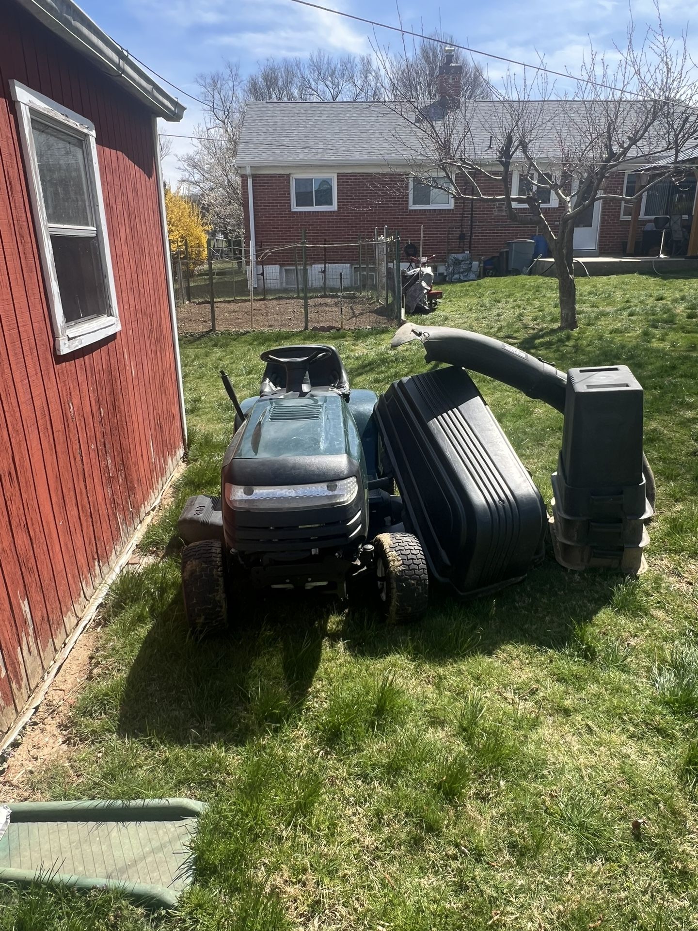 Craftsman Lawn Tractor 