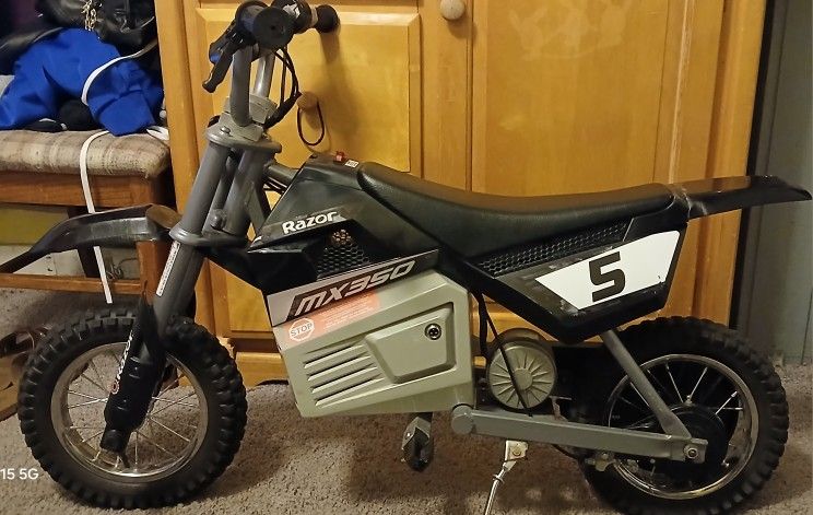 Razor MX350 Dirt Bike 