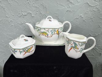 HEINRICH W-Germany Bone China Amazona Tea Set (4 Pieces)