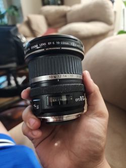 Canon EF-S 10-22mm f/3.5-4.5 USM lens