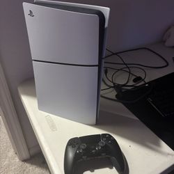 PlayStation 5 Digital Edition 825GB - Fortnite Flowering Chaos Bundle