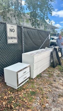 FREE DRESSER BOOKSHELF NIGHTSTAND