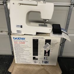 BROTHER XL 3200- Sewing Machine 
