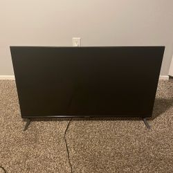 2018 40 INCH BLACK ELEMENT TV 