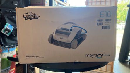 Dolphin E10 Robotic Pool Cleaner