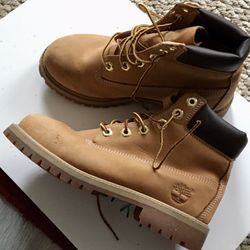 Timberland Boots Size 4.5