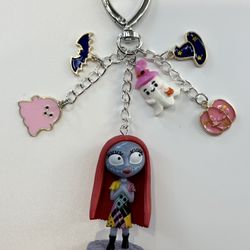 Customized "Sally" Keychain (Glows In The Dark) 