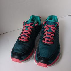 Hoka One One Clifton 4 Women’s size 9.5 Wide Turquoise & pink Athletic Shoes 