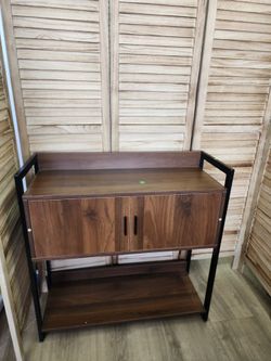 Entry table 32"H x32 "Wx12"D
