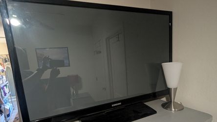 40 inch TV