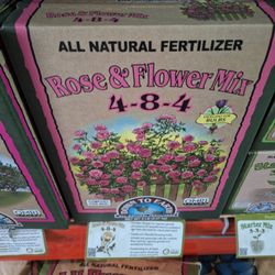 Down To Earth Rose & Flower Mix (4-8-4) 5lb