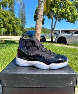Air Jordan 11 Space Jam Sneakers