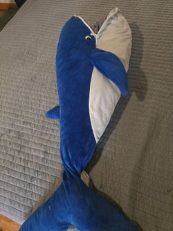 Large whale soft toy