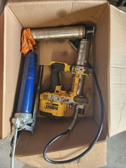 DEWALT