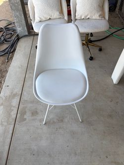 White Modern Shell Dining Chair