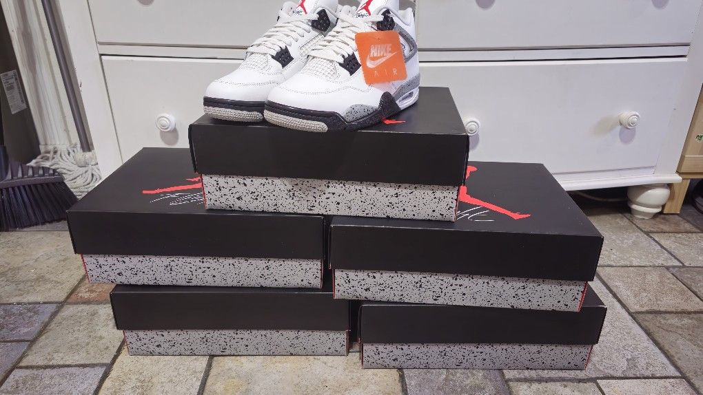 Jordan 4 White Cement Size 10