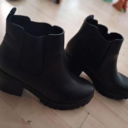 Small boots back