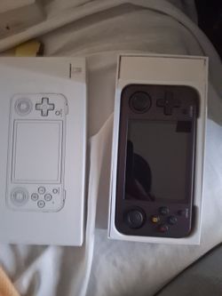 Game console 3.5 inch screen